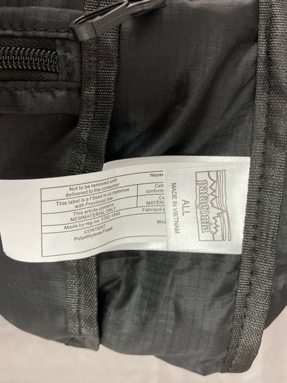 Patagonia Crossbody black  Bag - Picture 14 of 15